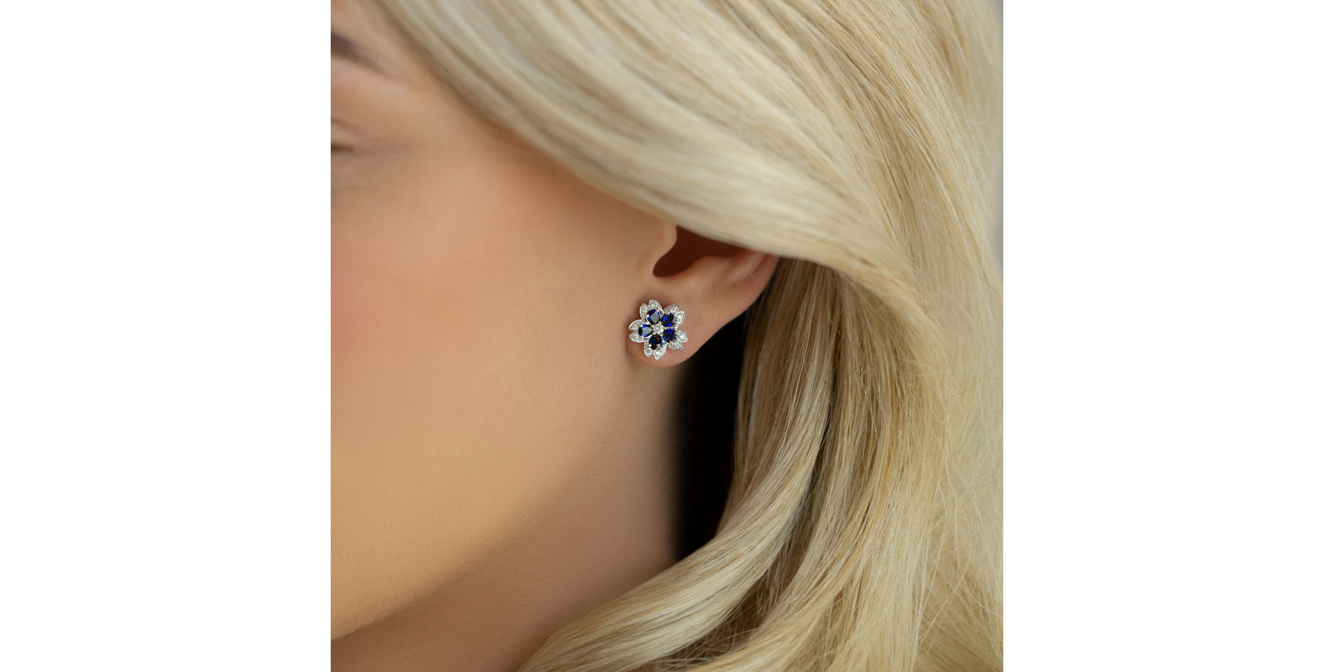 Diamond earrings and Sapphire Lovely Pleasure