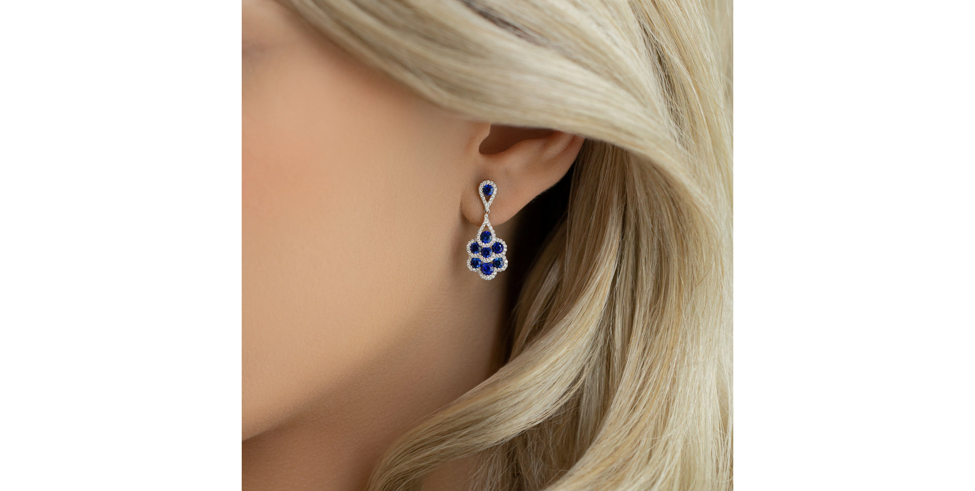Diamond earrings and Sapphire Cephur