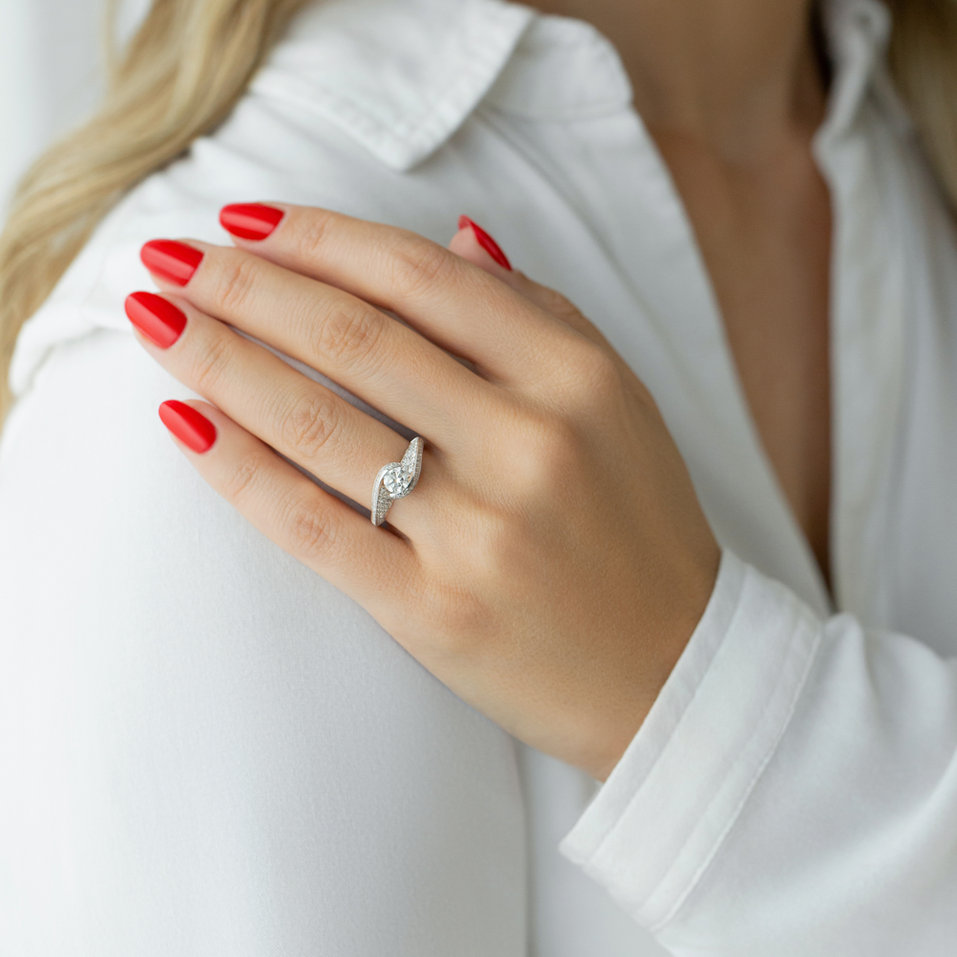 Diamond ring Noémie