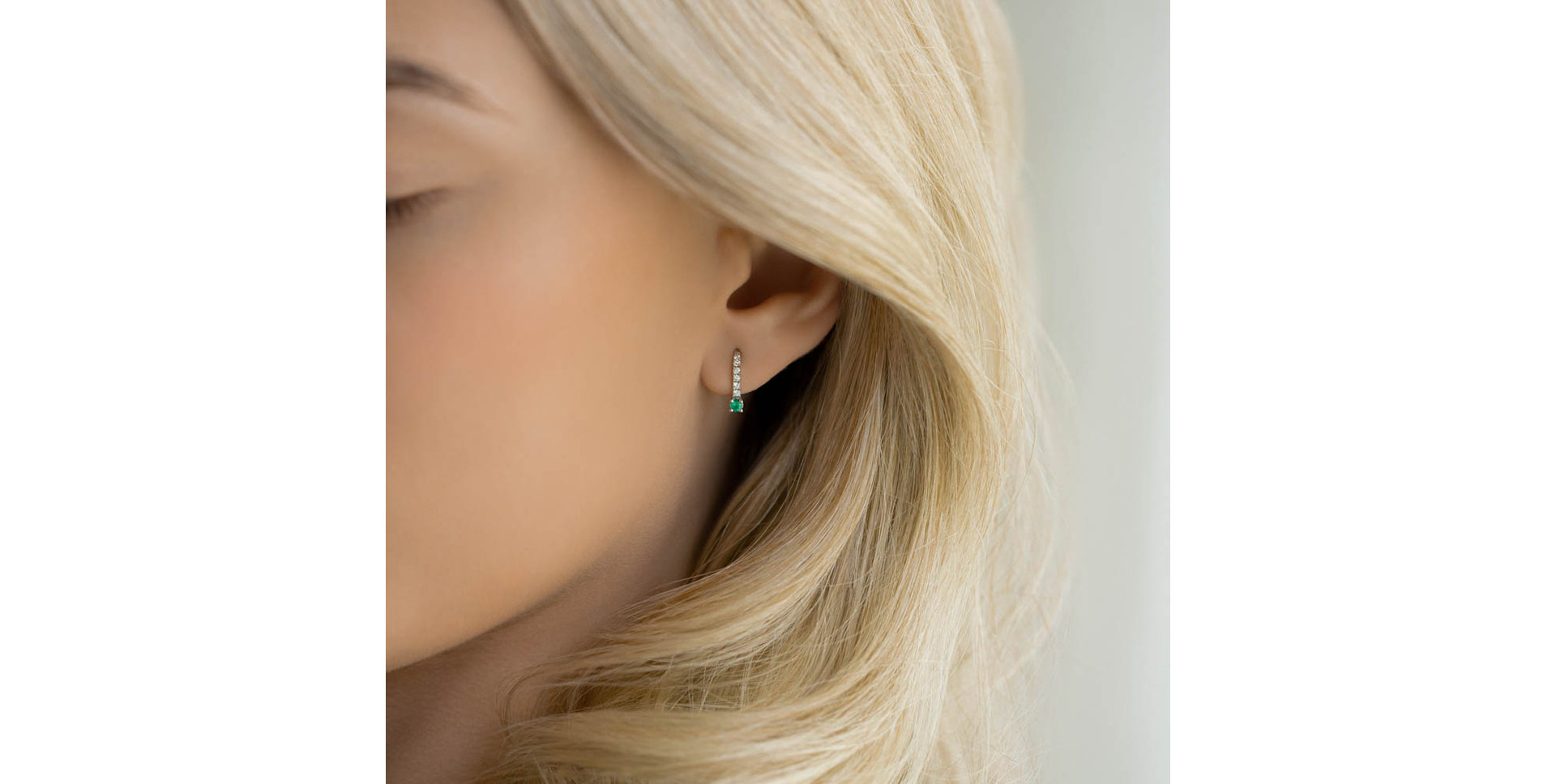 Diamond earrings with Emerald Fairytale Gentility