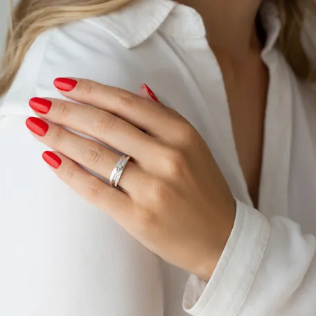 Diamond ring Moon Stranger