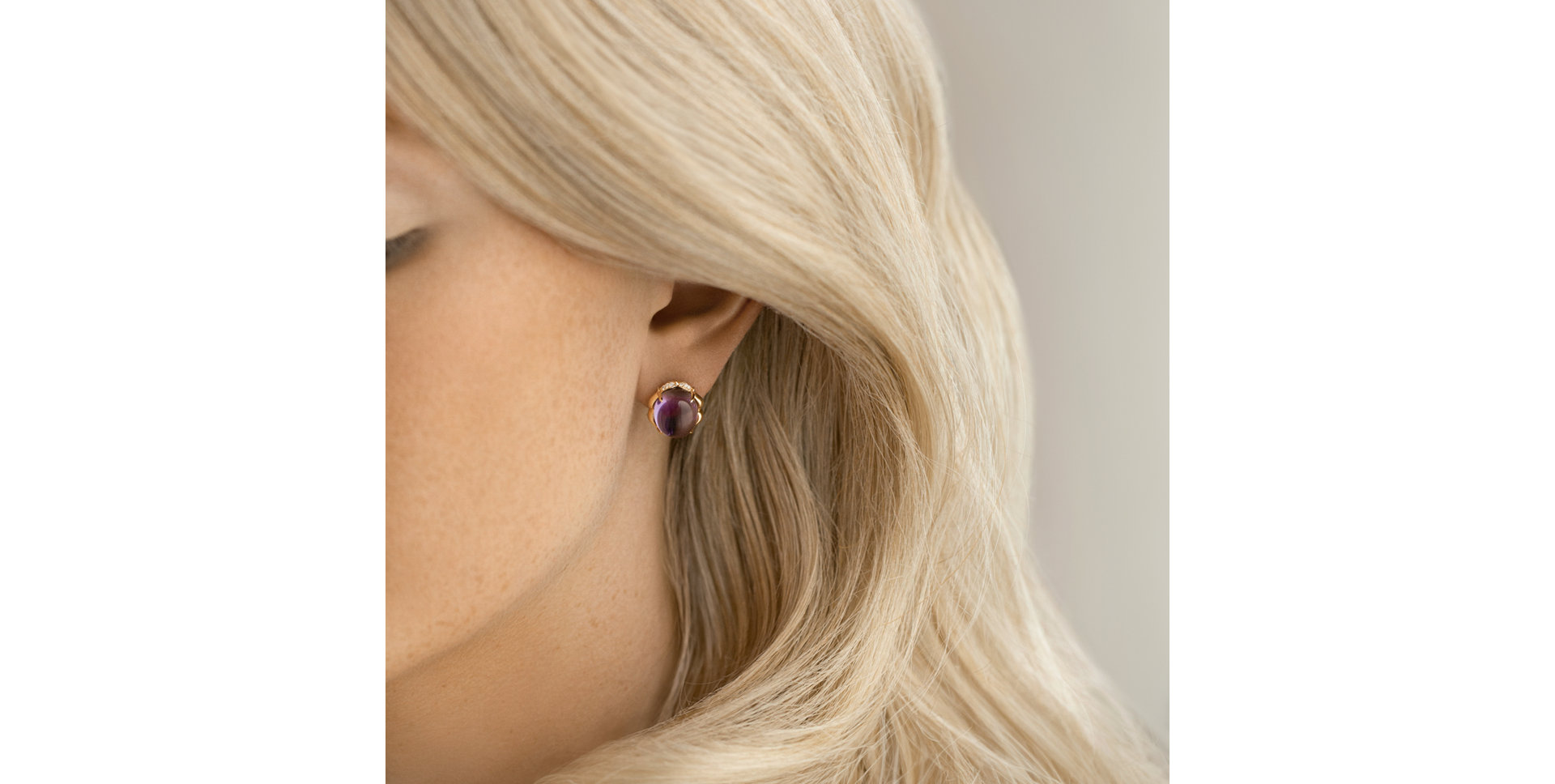 Diamond earrings with Amethyst Bloomira