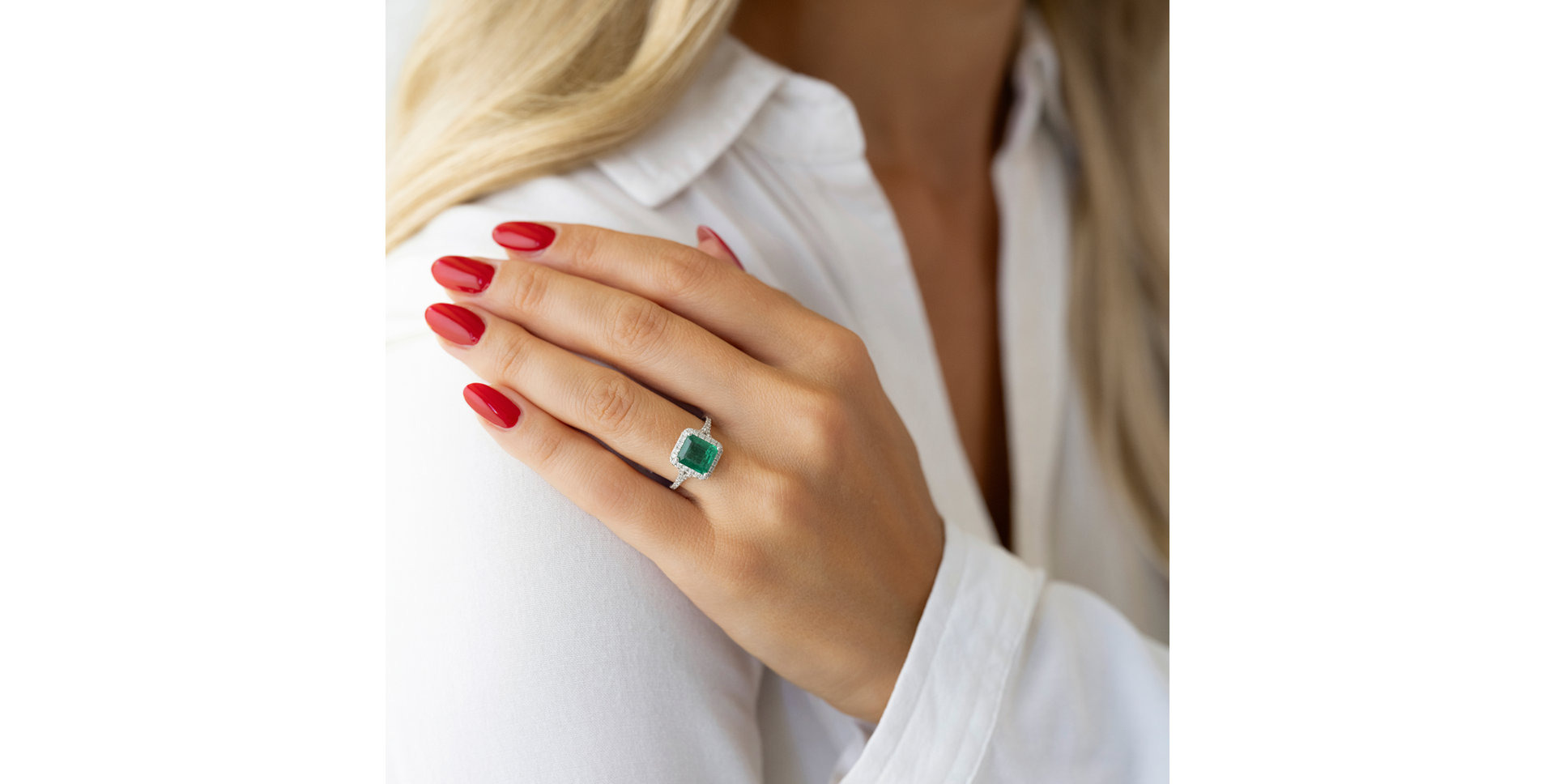 Diamond ring with Emerald Fantasy Gem