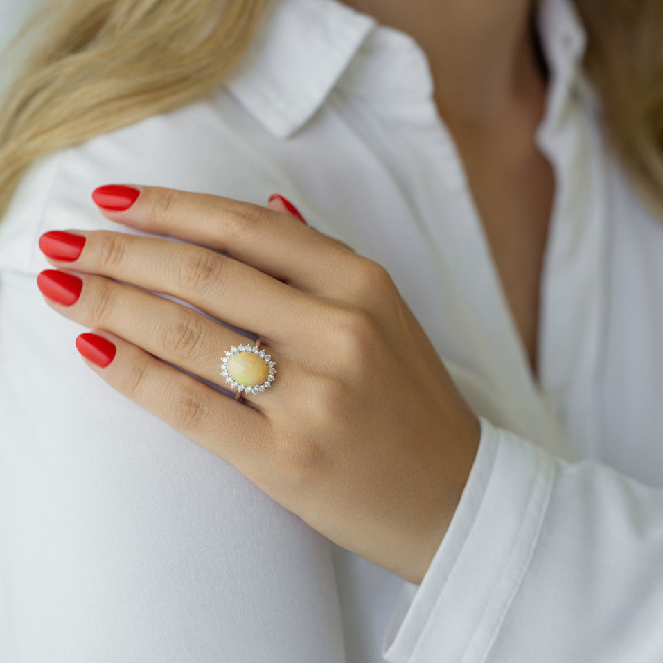 Diamond ring with Opal Diamond Czarina