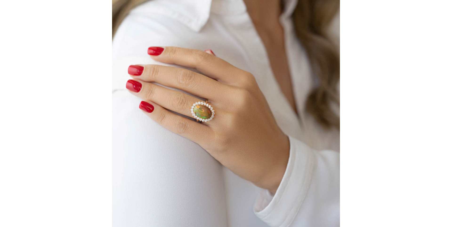 Diamond ring with Opal Diamond Czarina