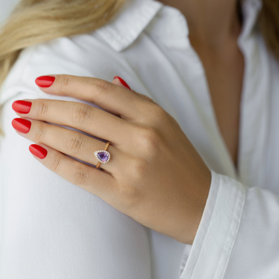 Diamond ring with Sapphire Chronormu