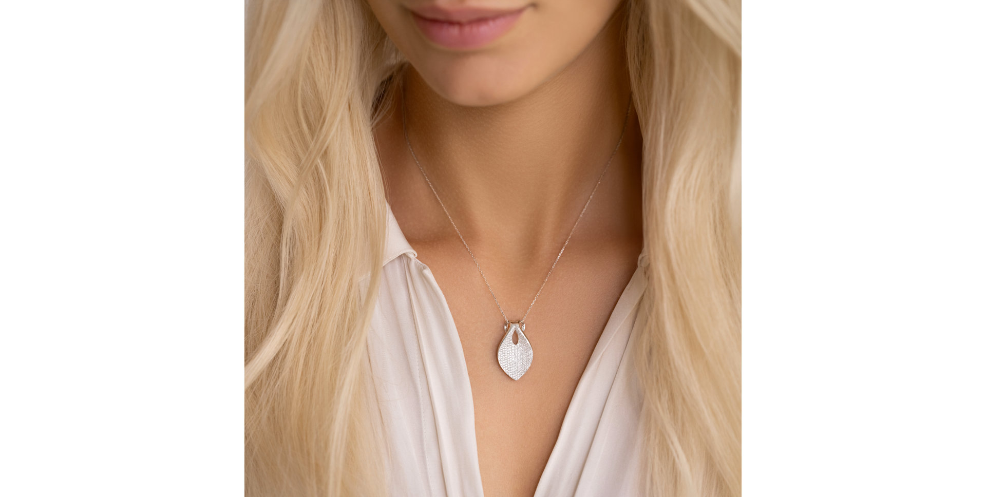 Diamond pendant Luisel