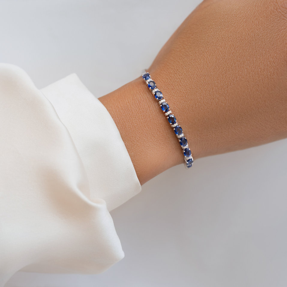 Diamond bracelet with Sapphire Olivia