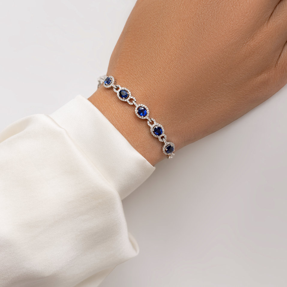 Diamond bracelet with Sapphire Variace