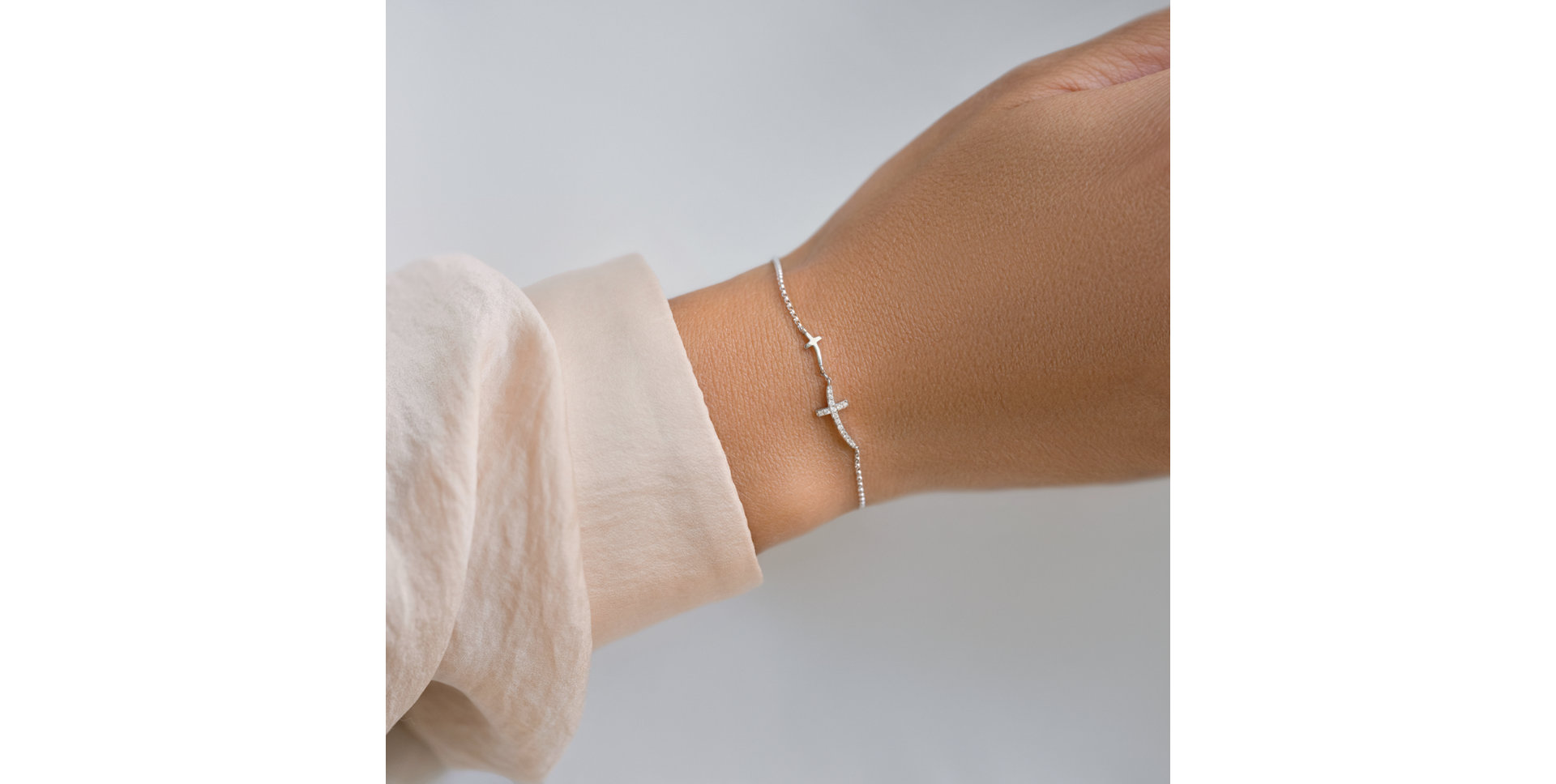 Diamond bracelet Cross of Shadows