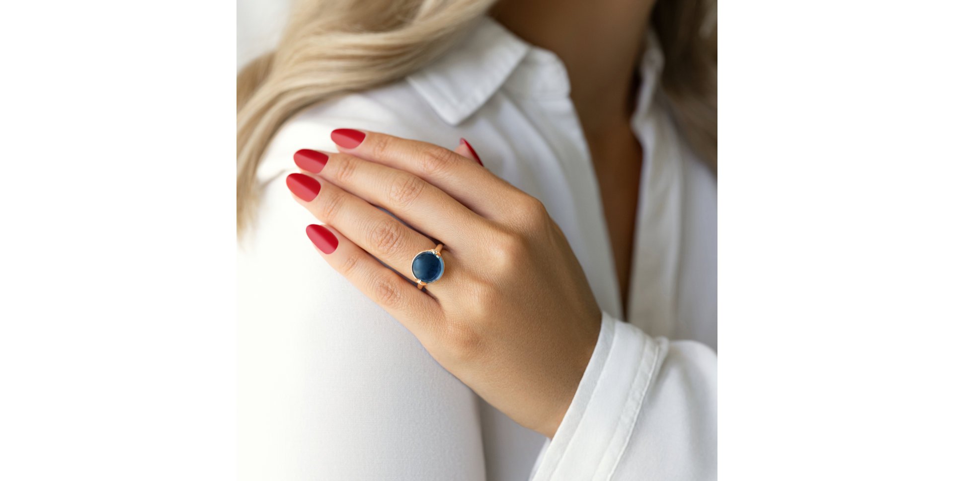 Diamond ring with Chalcedony Fairy Blossom