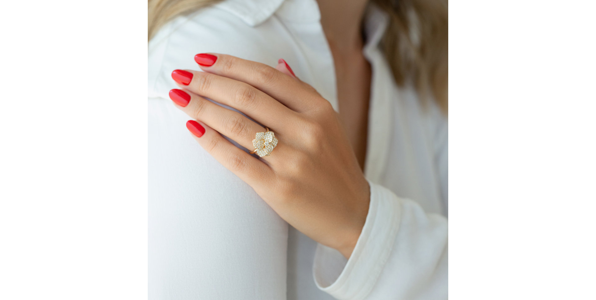 Diamond ring Blooming Desire