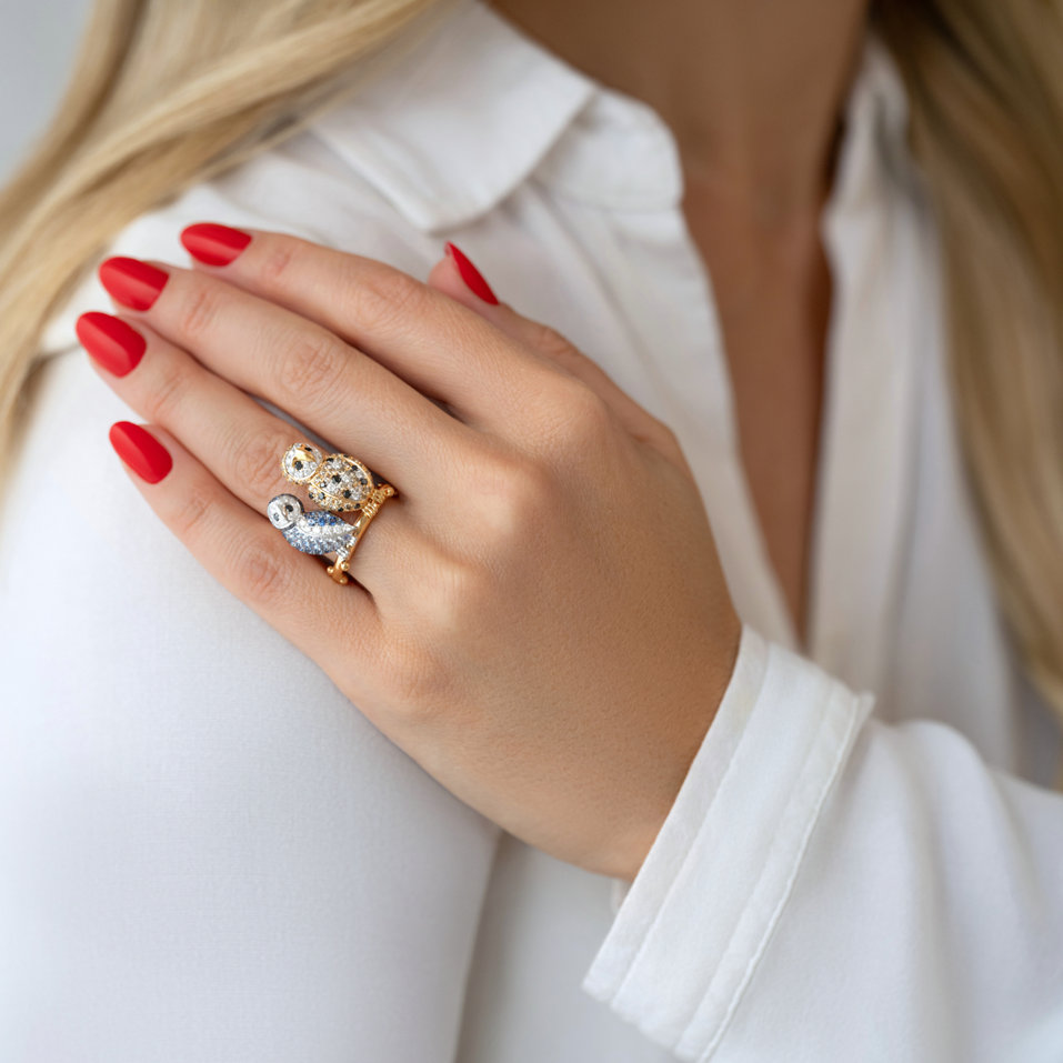 Ring with white, brown and black diamonds and Sapphire Fairytale Owl