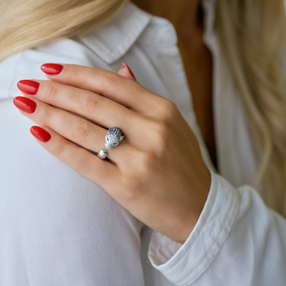 Diamond ring with Sapphire and Garnet Sparkling Beast