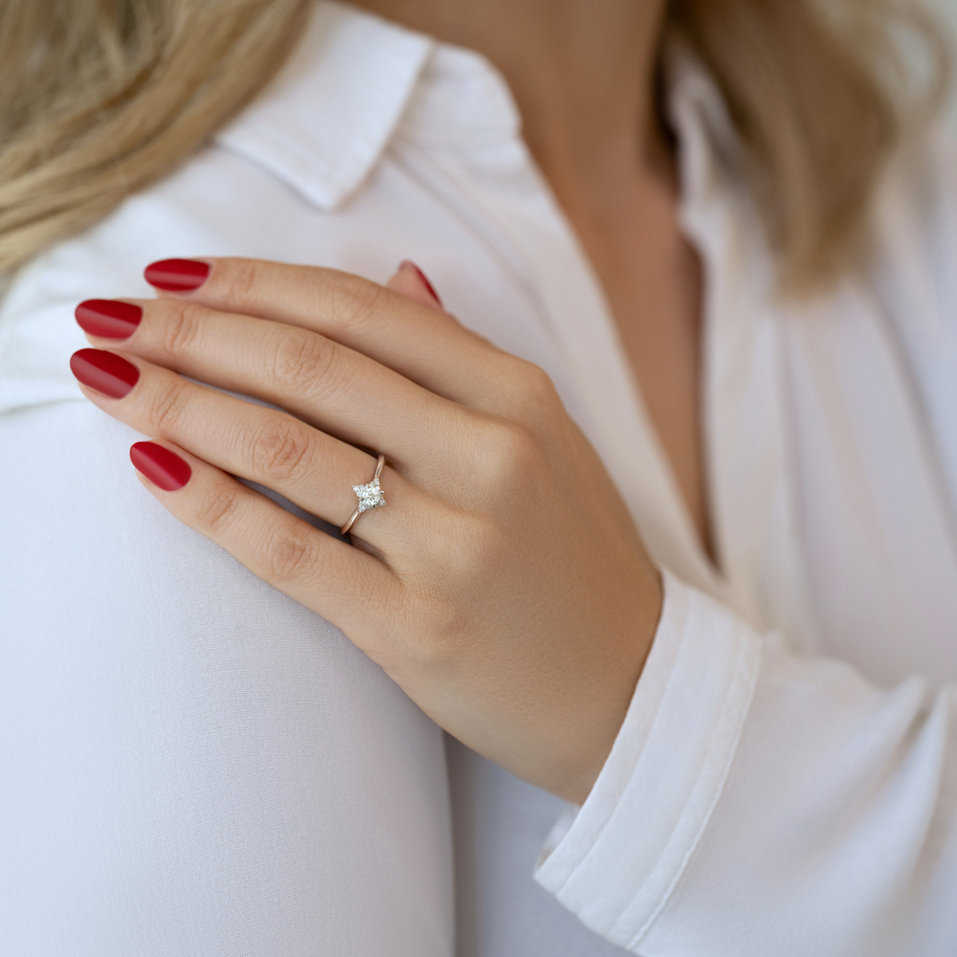 Diamond ring Sparkle Ray