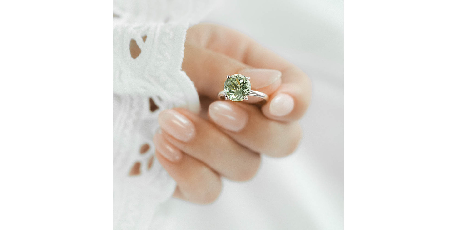 Ring with Amethyst Green Bonbon