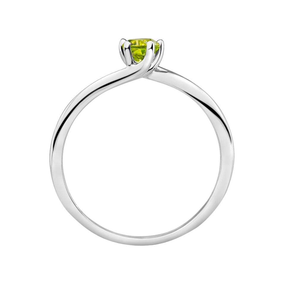 Ring with Peridot Bonbon