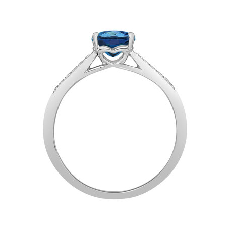 Diamond ring with Topaz London Bonbon