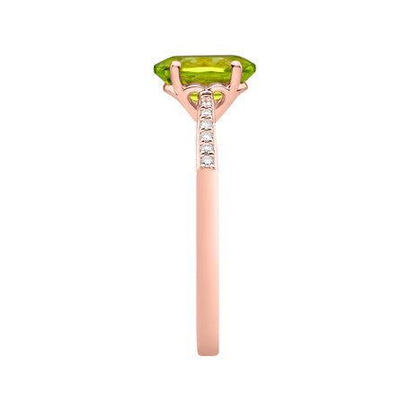 Diamond ring with Peridot Bonbon
