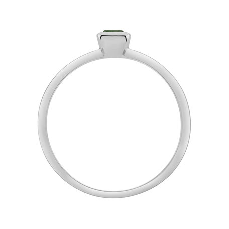 Ring with Emerald Bonbon