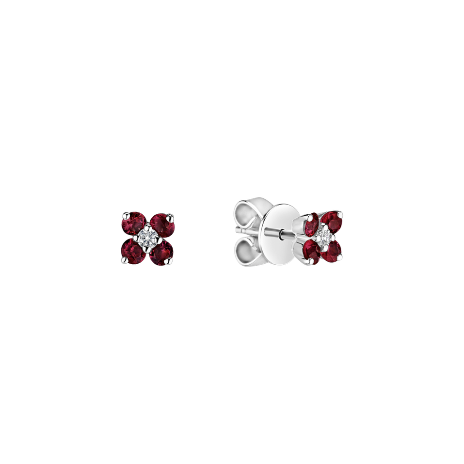 Diamond earrings with Diamantem Divine Bloom