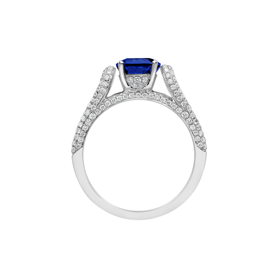 Diamond ring with Sapphire Gentleman's Dream