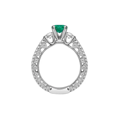 Diamond ring with Emerald Severina