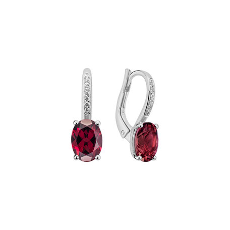 Diamond earrings with Rhodolite Lauriene