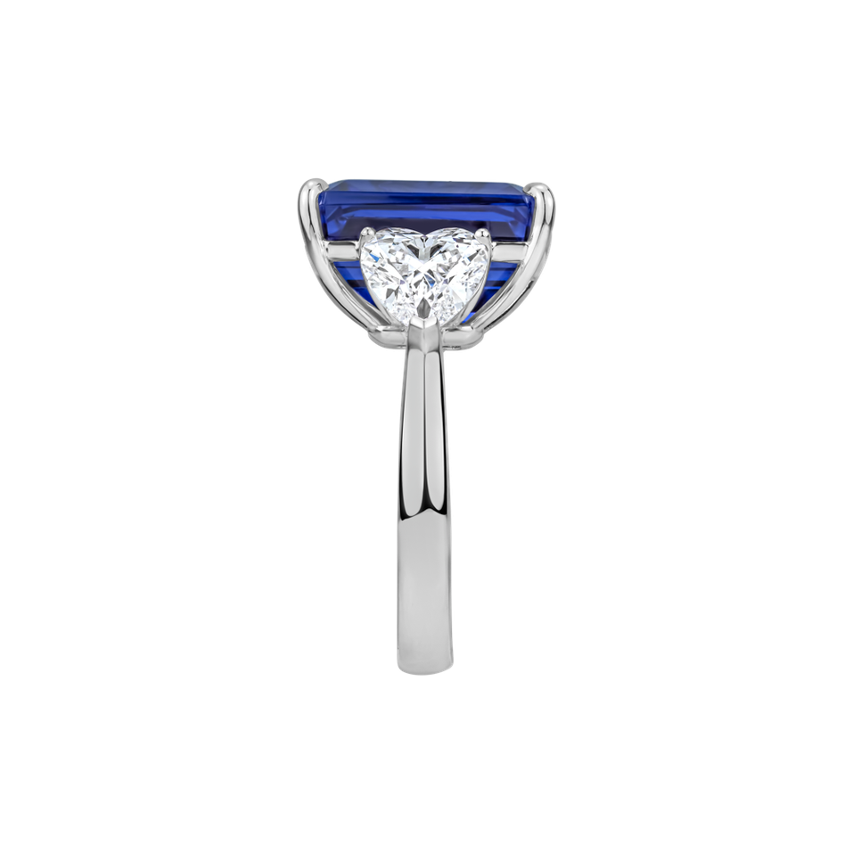 Diamond ring with Tanzanite Egbert