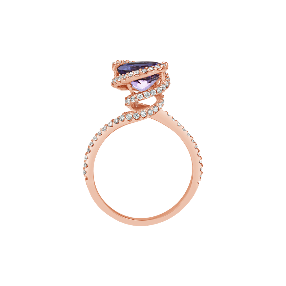 Diamond ring with Amethyst Spira Magica