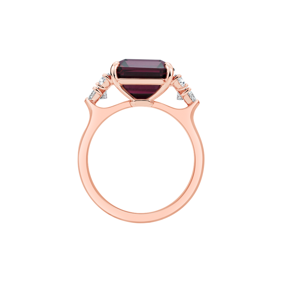 Diamond ring with Rhodolite Vionara