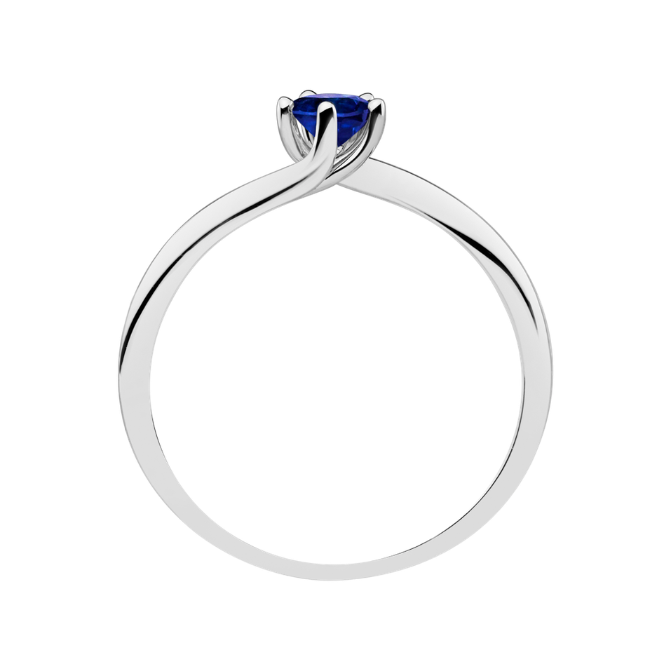 Ring with Sapphire Bonbon